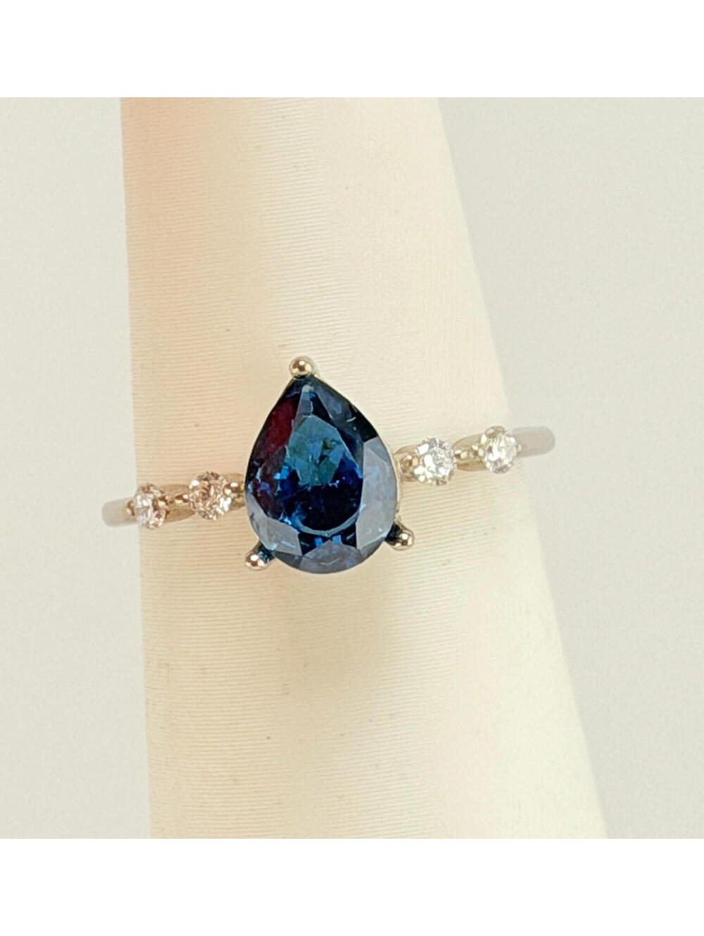 Ryze Party December Sz 6 SHINE BRIGHT LIKE A DIAMOND! Sapphire Ice & Diamonds